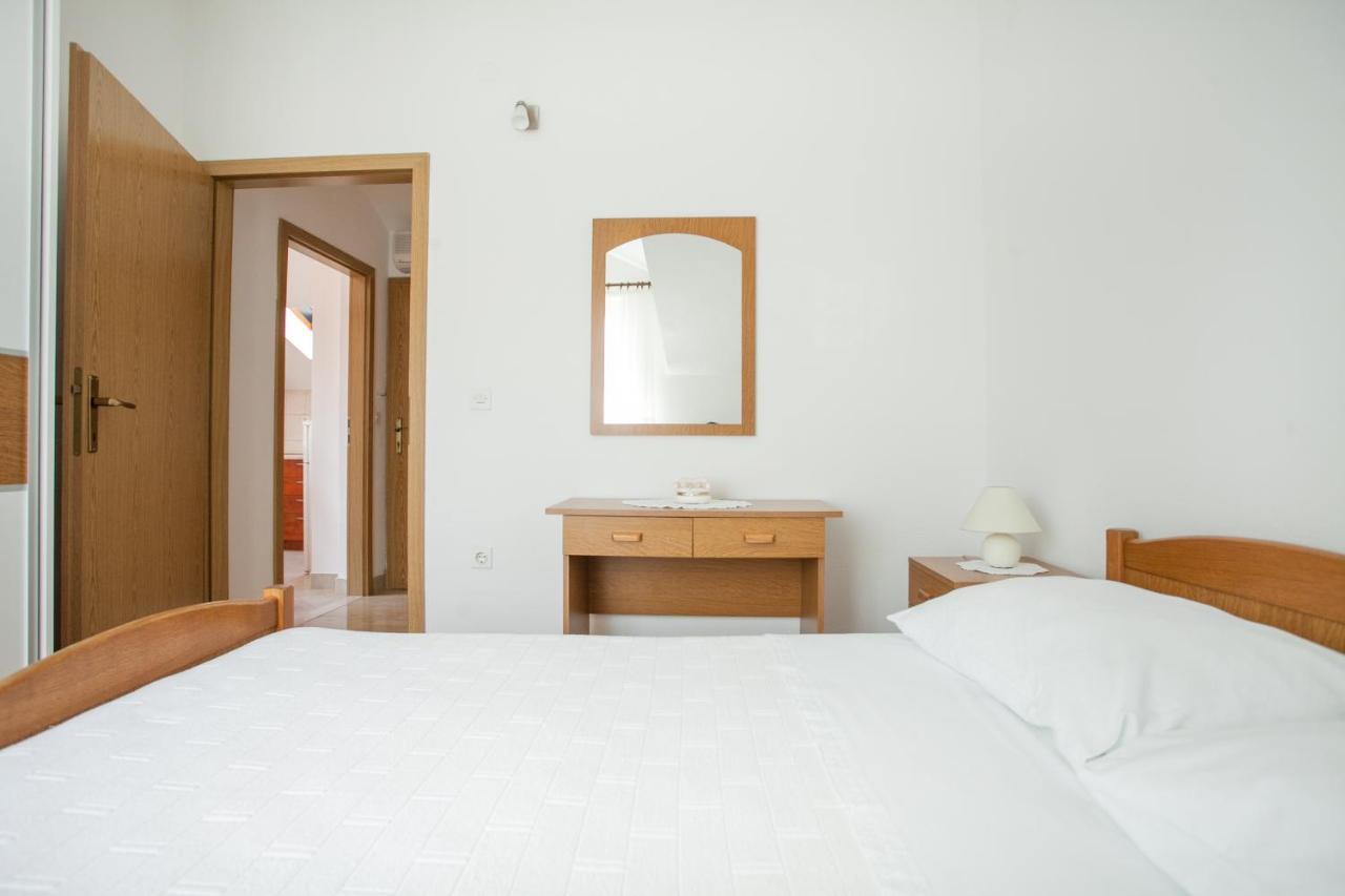 Apartments Ivomar トロギール エクステリア 写真