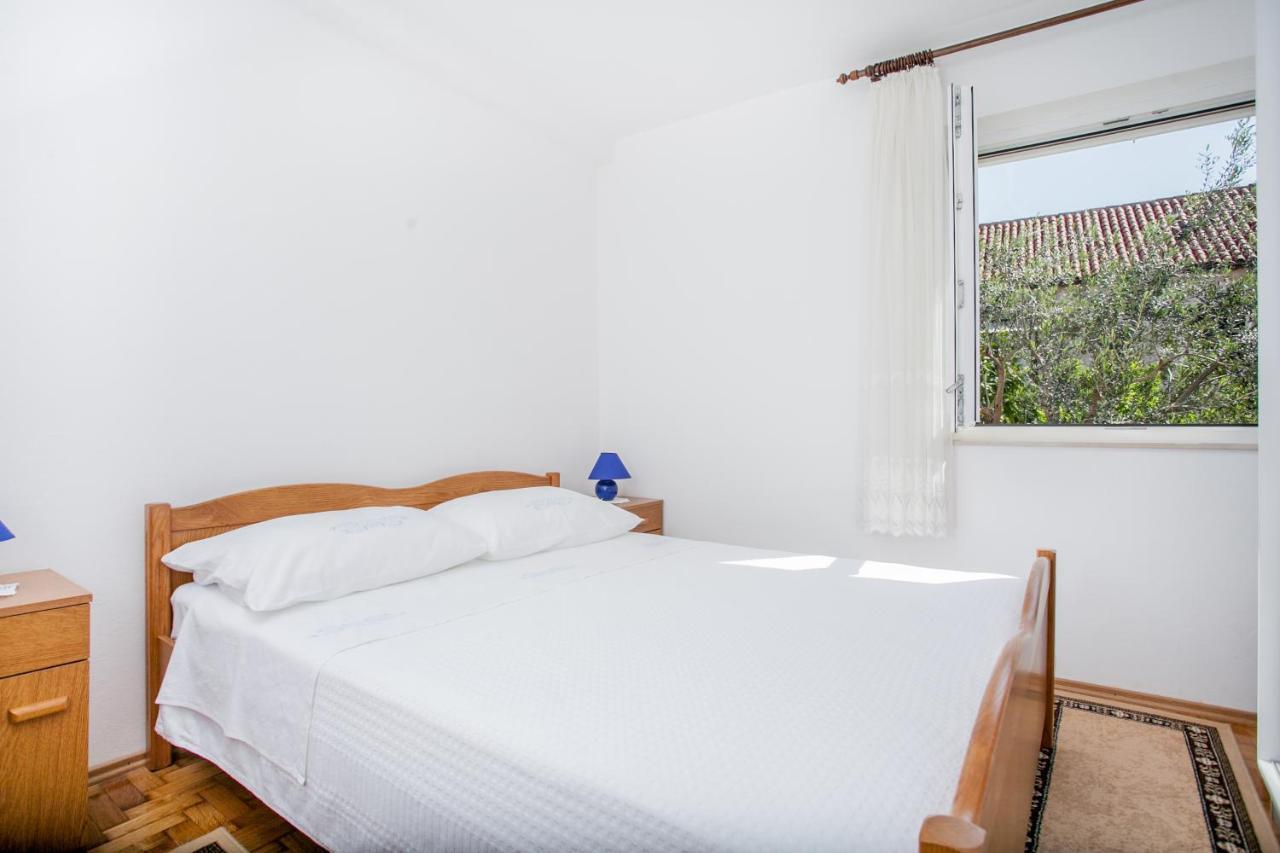Apartments Ivomar トロギール エクステリア 写真